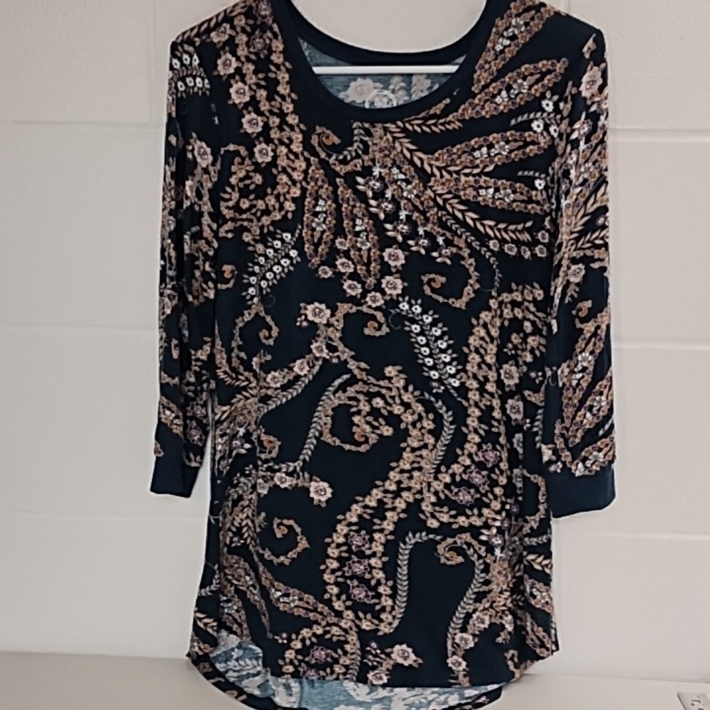 24/7 BOHO COTTAGECORE NAVY FLORAL PRINT, 3/4 SLEEVE, SOFT, TEE SHIRT TUNIC - Picture 7 of 7